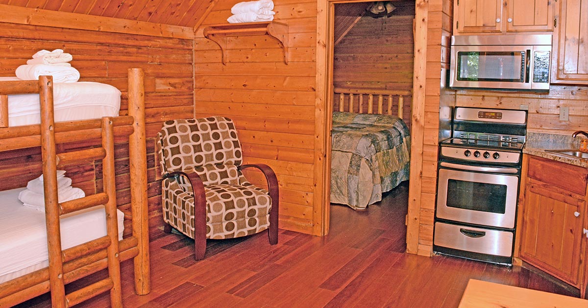 Medium Cabin